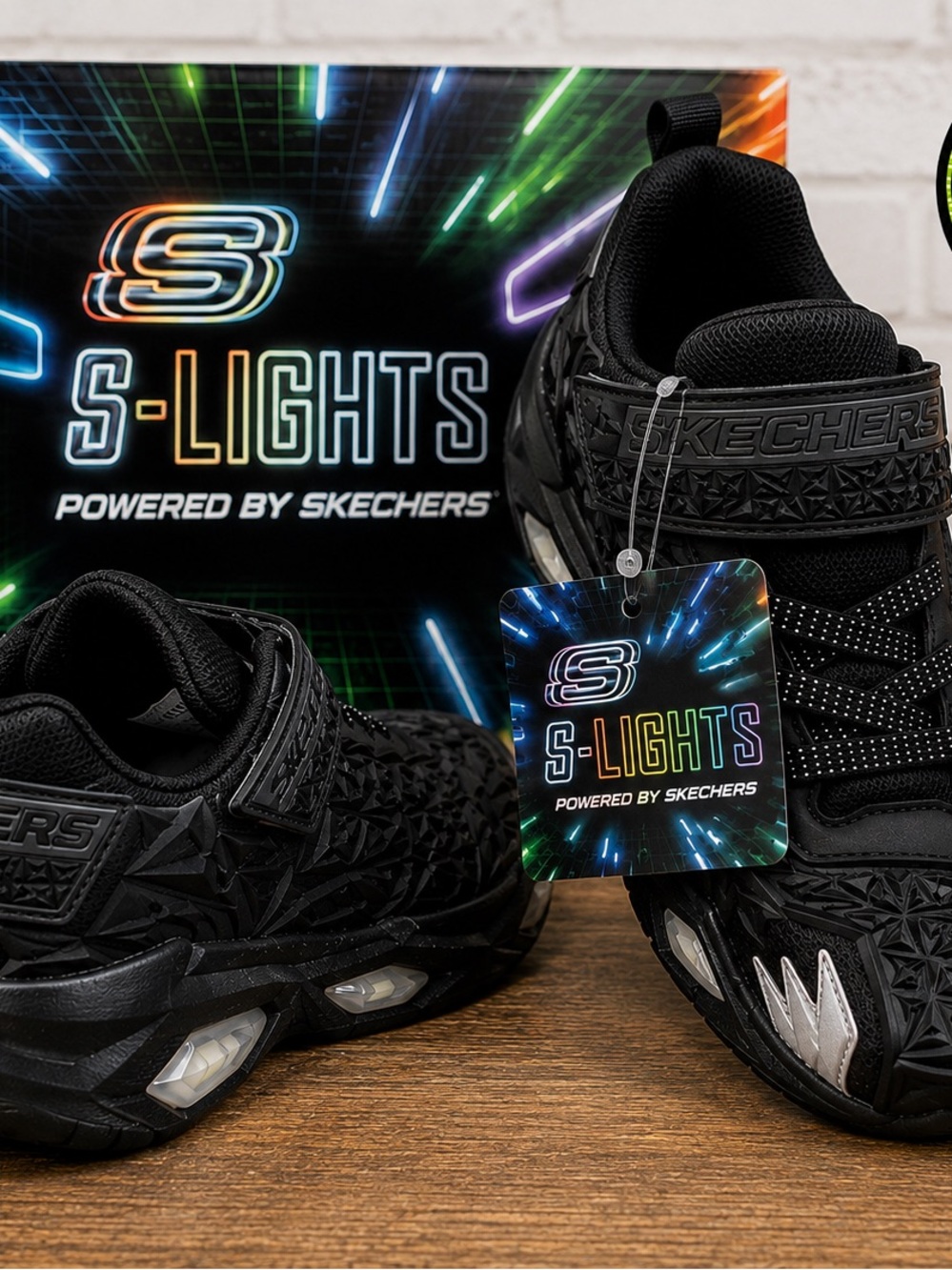 Skechers S-Lights Shoes- working lights boys size 4